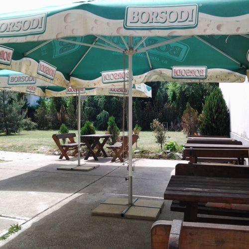 Pajkos Poni Vendeghaz Hotel Miskolc Exterior photo