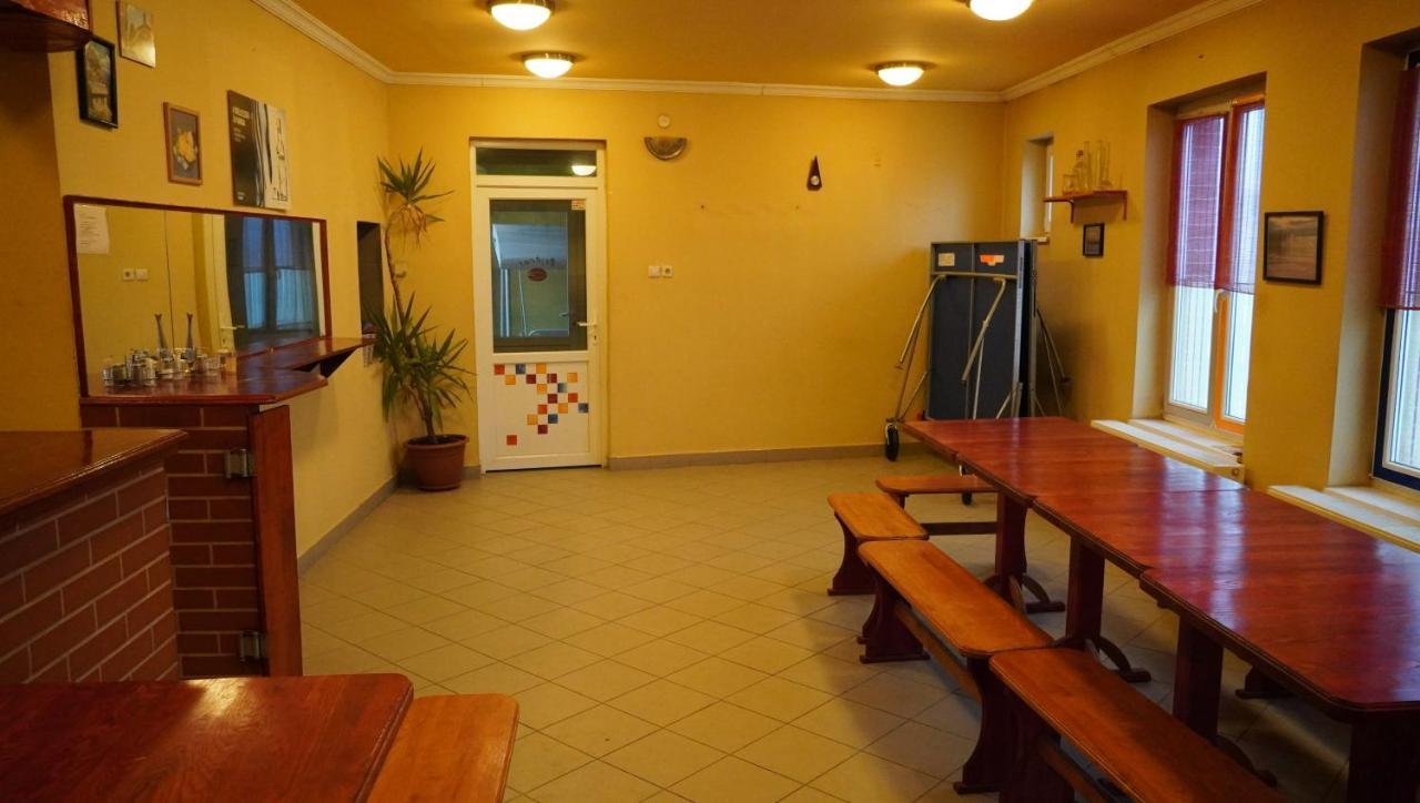 Pajkos Poni Vendeghaz Hotel Miskolc Exterior photo