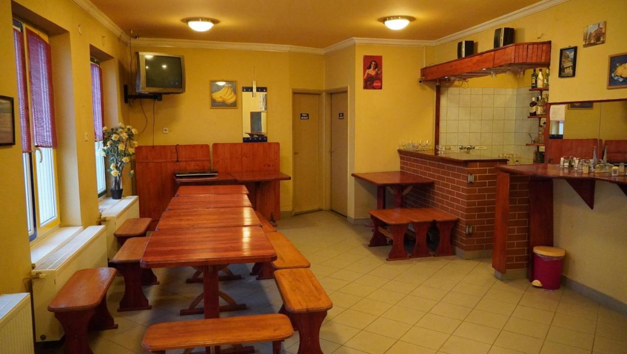 Pajkos Poni Vendeghaz Hotel Miskolc Exterior photo
